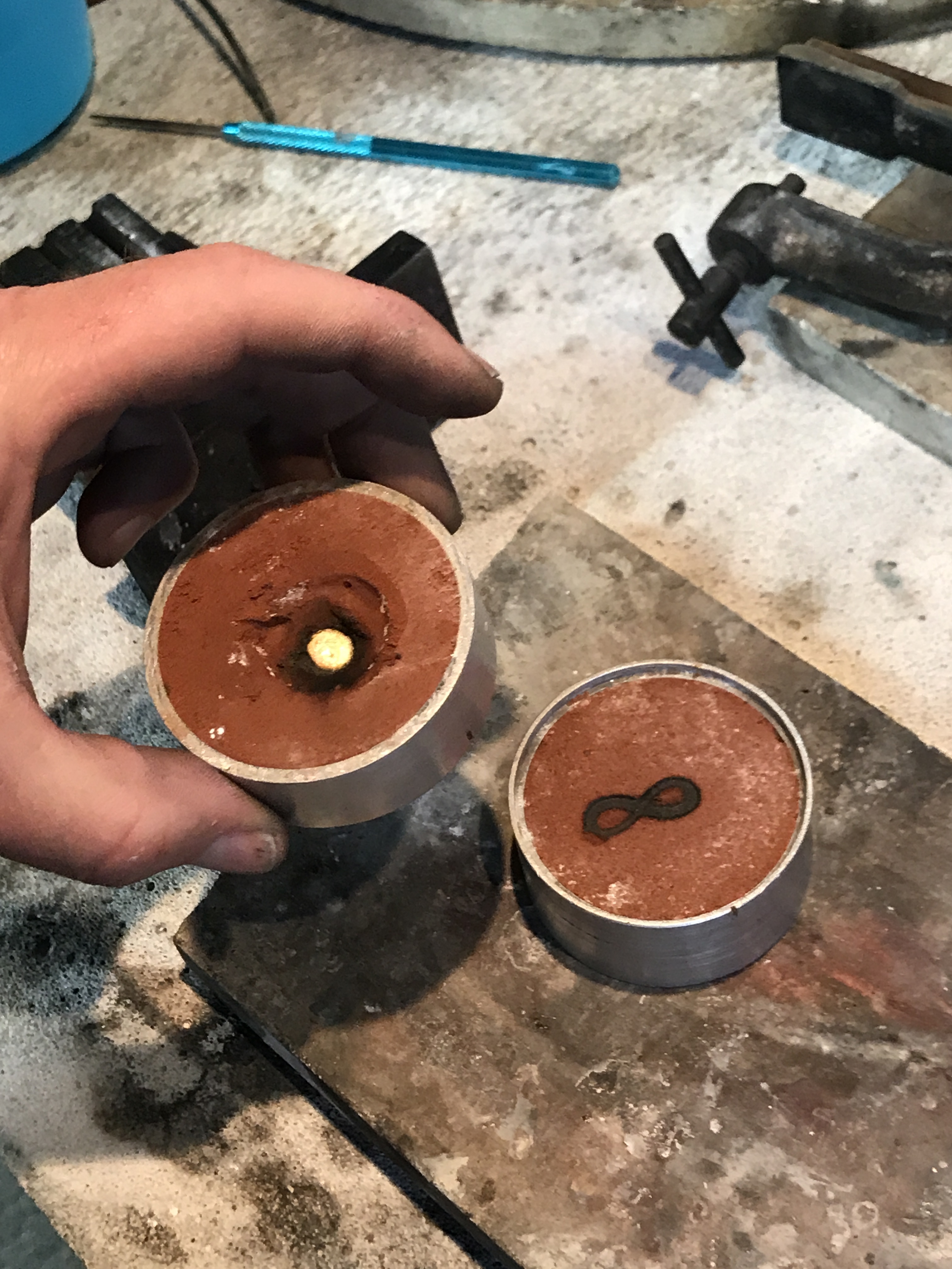 First delft clay casting - Any way to have a piece less granulated? :  r/SilverSmith