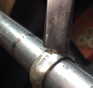 5-close-up%20hammer